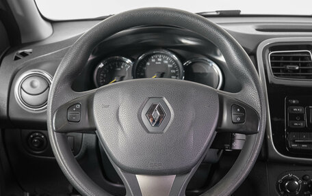 Renault Logan II, 2017 год, 889 000 рублей, 16 фотография
