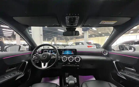 Mercedes-Benz A-Класс, 2023 год, 1 600 000 рублей, 10 фотография