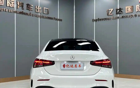 Mercedes-Benz A-Класс, 2023 год, 1 600 000 рублей, 6 фотография