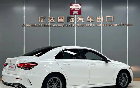Mercedes-Benz A-Класс, 2023 год, 1 600 000 рублей, 5 фотография