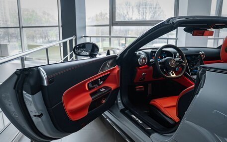 Mercedes-Benz SL-Класс AMG, 2023 год, 13 990 000 рублей, 19 фотография