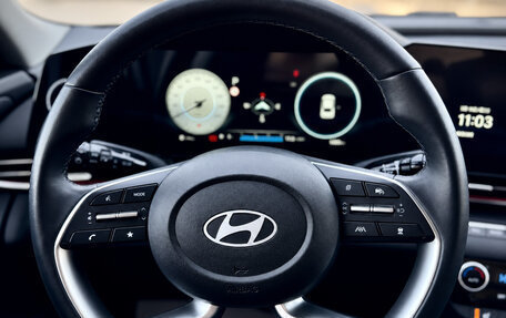 Hyundai Elantra, 2023 год, 1 477 000 рублей, 9 фотография