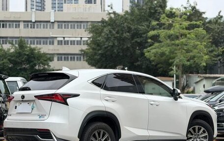Lexus NX I, 2019 год, 2 160 000 рублей, 4 фотография