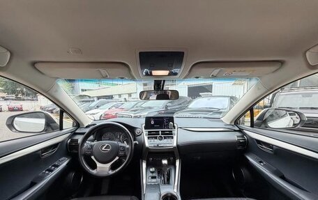 Lexus NX I, 2019 год, 2 160 000 рублей, 6 фотография
