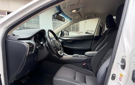 Lexus NX I, 2019 год, 2 160 000 рублей, 5 фотография