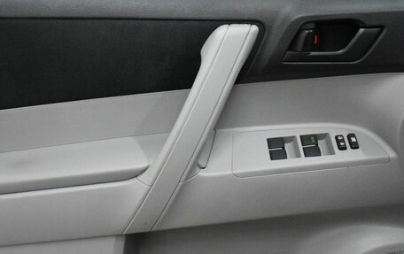 Toyota Highlander III, 2011 год, 1 799 000 рублей, 11 фотография