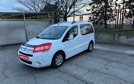 Citroen Berlingo II рестайлинг, 2011 год, 600 000 рублей, 1 фотография