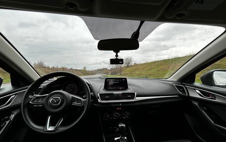 Mazda 3, 2017 год, 1 600 000 рублей, 7 фотография