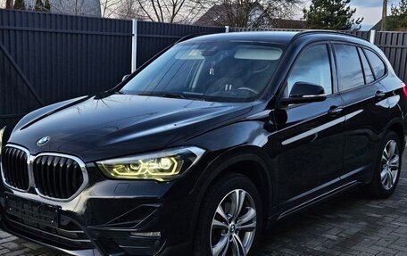 BMW X1, 2019 год, 3 200 000 рублей, 2 фотография