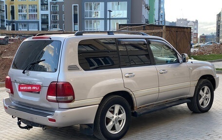 Toyota Land Cruiser 100 рестайлинг 2, 2000 год, 1 050 000 рублей, 2 фотография