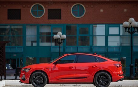 Audi e-tron Sportback I, 2020 год, 5 250 000 рублей, 2 фотография