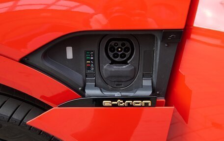 Audi e-tron Sportback I, 2020 год, 5 250 000 рублей, 11 фотография