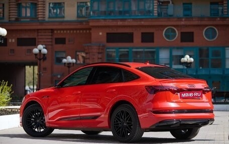 Audi e-tron Sportback I, 2020 год, 5 250 000 рублей, 6 фотография