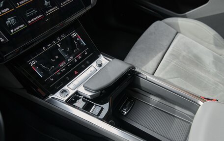 Audi e-tron Sportback I, 2020 год, 5 250 000 рублей, 28 фотография