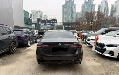 BMW 5 серия, 2024 год, 6 150 000 рублей, 5 фотография