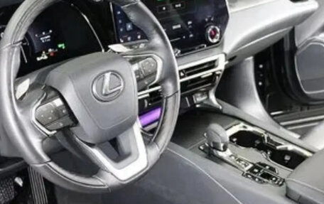 Lexus RX IV рестайлинг, 2025 год, 8 900 000 рублей, 7 фотография