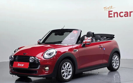 MINI Cabrio, 2018 год, 1 610 000 рублей, 1 фотография
