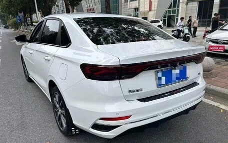 Geely Emgrand, 2023 год, 964 000 рублей, 3 фотография