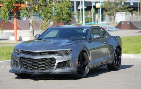 Chevrolet Camaro VI, 2020 год, 2 900 000 рублей, 3 фотография