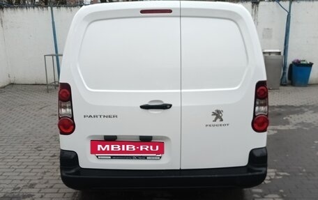 Peugeot Partner II рестайлинг 2, 2022 год, 1 650 000 рублей, 4 фотография