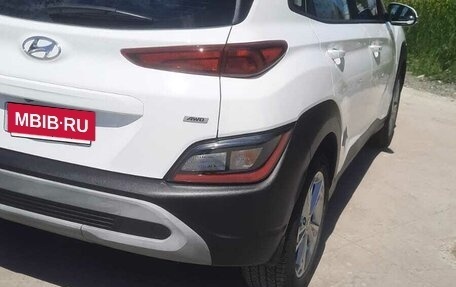 Hyundai Kona I, 2022 год, 1 950 000 рублей, 3 фотография