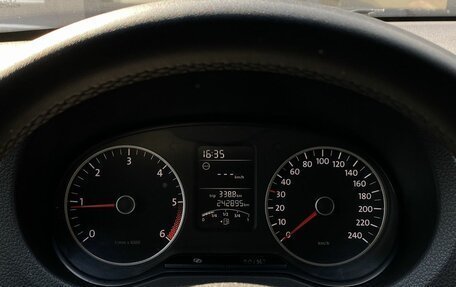 Volkswagen Amarok I рестайлинг, 2011 год, 1 529 000 рублей, 22 фотография