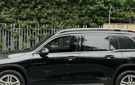 Mercedes-Benz GLB, 2022 год, 2 415 000 рублей, 3 фотография