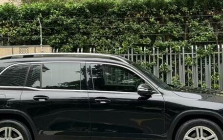 Mercedes-Benz GLB, 2022 год, 2 415 000 рублей, 4 фотография