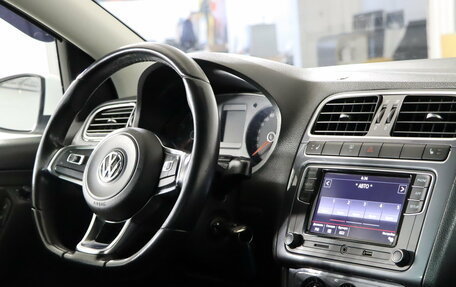 Volkswagen Polo VI (EU Market), 2019 год, 999 990 рублей, 12 фотография