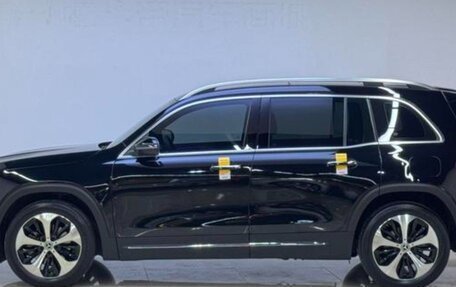 Mercedes-Benz GLB, 2022 год, 2 350 000 рублей, 8 фотография