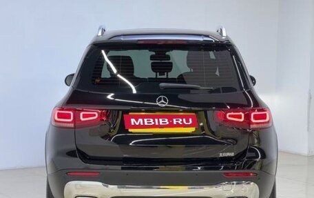 Mercedes-Benz GLB, 2022 год, 2 350 000 рублей, 5 фотография