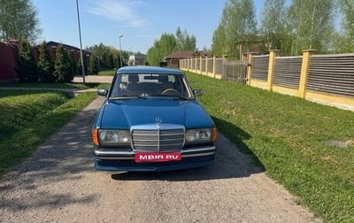 Mercedes-Benz W123, 1983 год, 1 000 000 рублей, 1 фотография