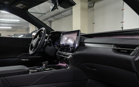 Lexus RX IV рестайлинг, 2025 год, 11 200 000 рублей, 36 фотография