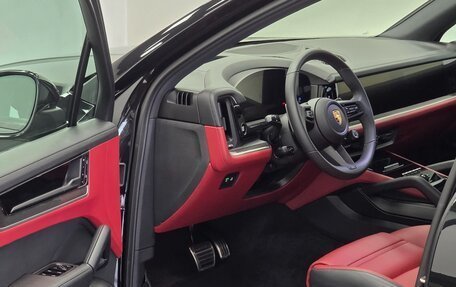 Porsche Cayenne III, 2024 год, 17 990 000 рублей, 10 фотография