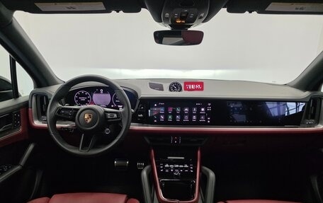 Porsche Cayenne III, 2024 год, 17 990 000 рублей, 16 фотография