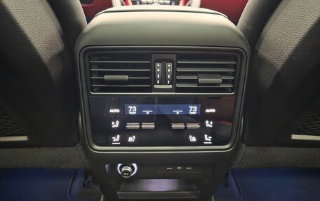 Porsche Cayenne III, 2024 год, 17 990 000 рублей, 25 фотография