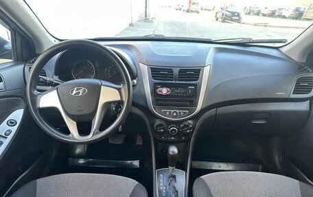 Hyundai Solaris II рестайлинг, 2011 год, 895 000 рублей, 17 фотография