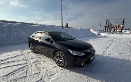 Toyota Camry, 2017 год, 2 250 000 рублей, 13 фотография