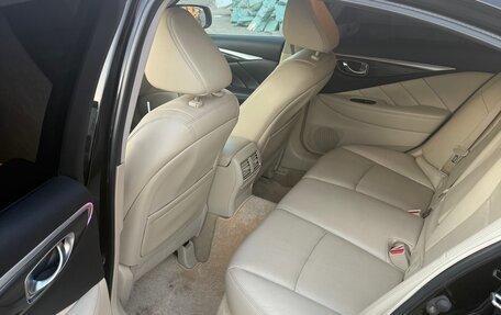 Infiniti Q50 I рестайлинг, 2014 год, 1 590 000 рублей, 10 фотография