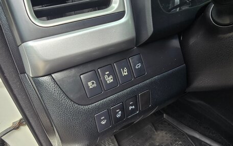 Toyota Highlander III, 2014 год, 2 700 000 рублей, 2 фотография