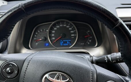 Toyota RAV4, 2013 год, 1 800 000 рублей, 12 фотография