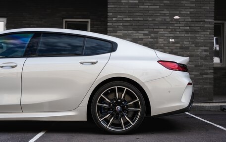 BMW 8 серия, 2024 год, 13 490 000 рублей, 11 фотография