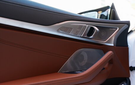 BMW 8 серия, 2024 год, 13 490 000 рублей, 19 фотография