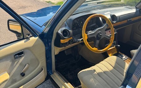 Mercedes-Benz W123, 1983 год, 1 000 000 рублей, 5 фотография