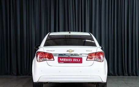 Chevrolet Cruze II, 2014 год, 820 000 рублей, 4 фотография