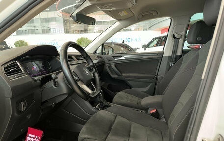 Volkswagen Tiguan II, 2019 год, 3 050 000 рублей, 20 фотография