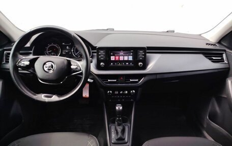 Skoda Rapid II, 2021 год, 1 711 500 рублей, 9 фотография