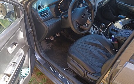 KIA Rio III рестайлинг, 2012 год, 700 000 рублей, 6 фотография