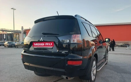 Mitsubishi Outlander III рестайлинг 3, 2011 год, 1 590 000 рублей, 2 фотография