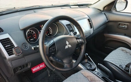 Mitsubishi Outlander III рестайлинг 3, 2011 год, 1 590 000 рублей, 24 фотография